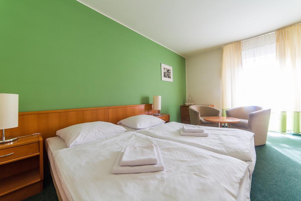 Bed & Breakfast Taaakaryba 2*