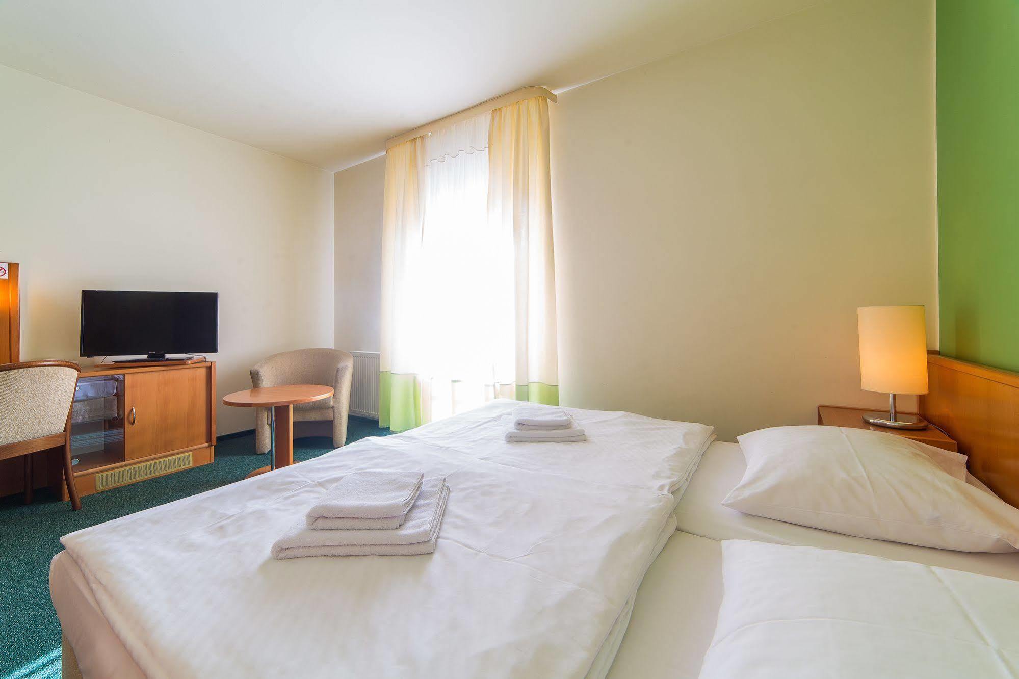 Bed & Breakfast Taaakaryba Kolobrzeg